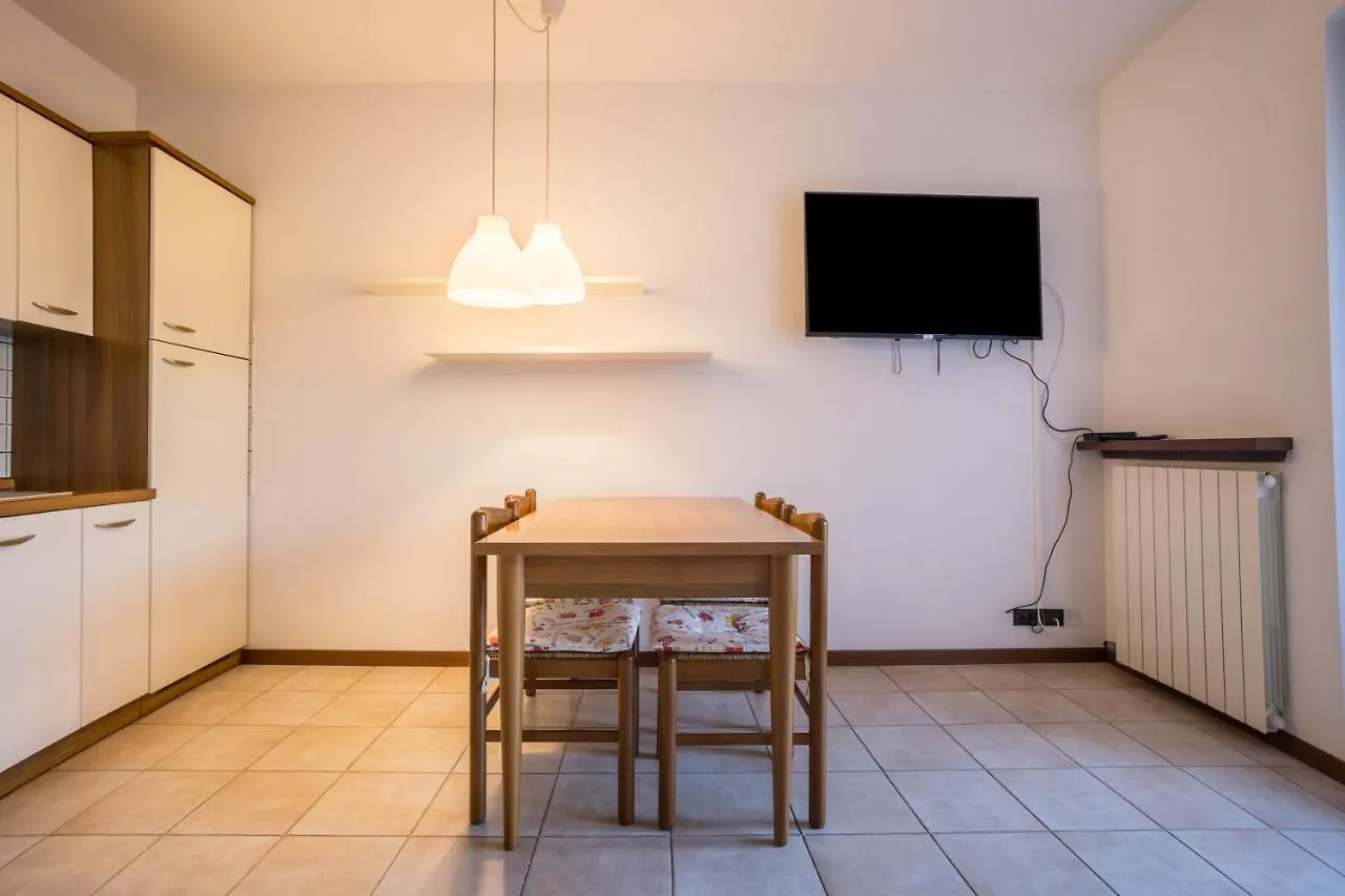 Apartamento Appartamento Assenza 8 Brenzone sul Garda Italia