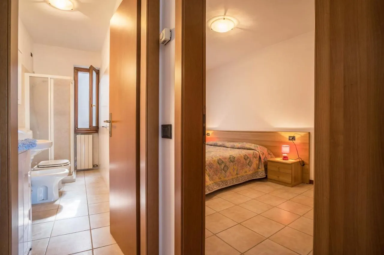 Apartamento Appartamento Assenza 8 Brenzone sul Garda Italia